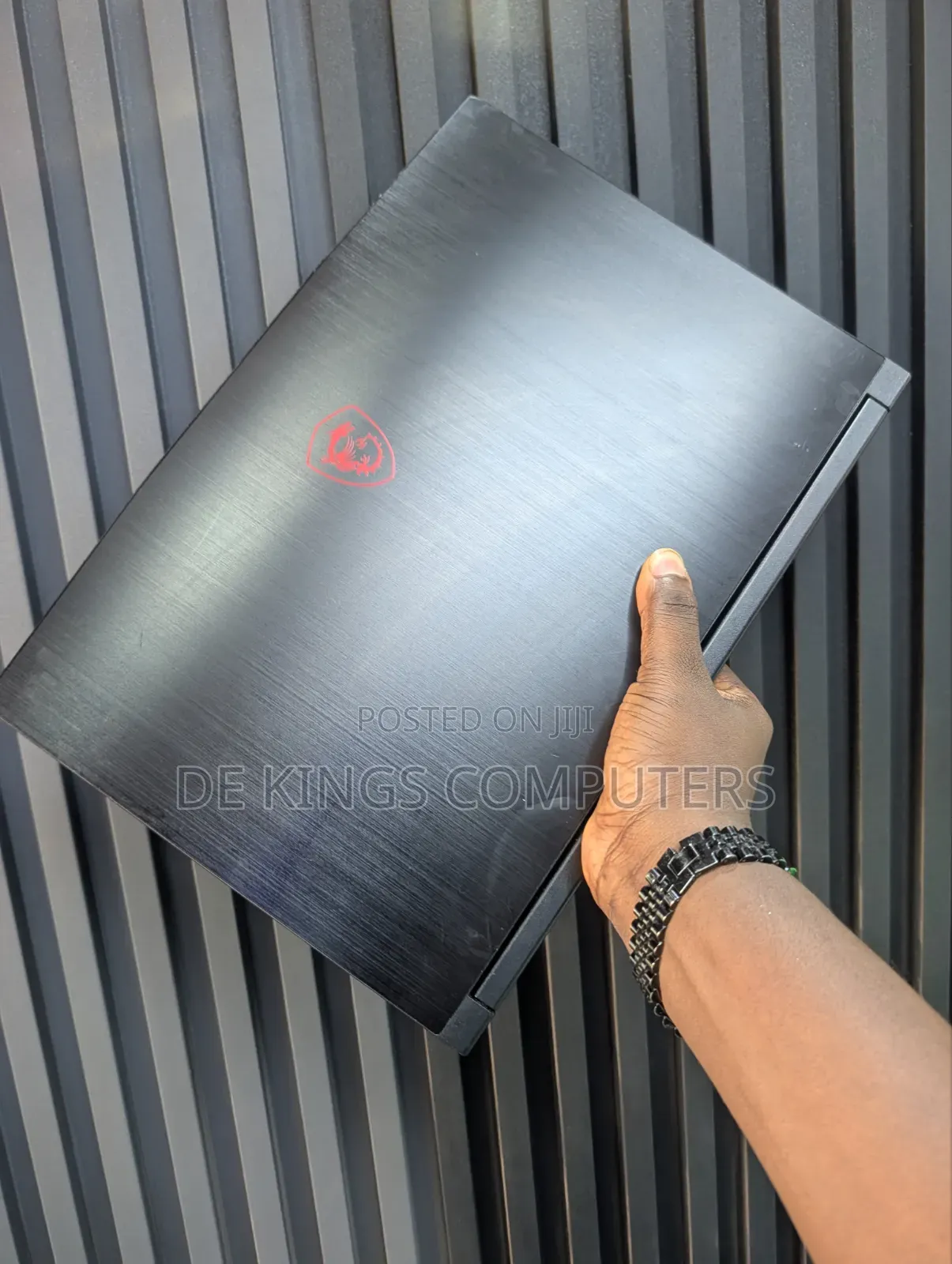 Laptop MSI GF65 Thin 10UE 16GB Intel Core i7 SSD 512GB