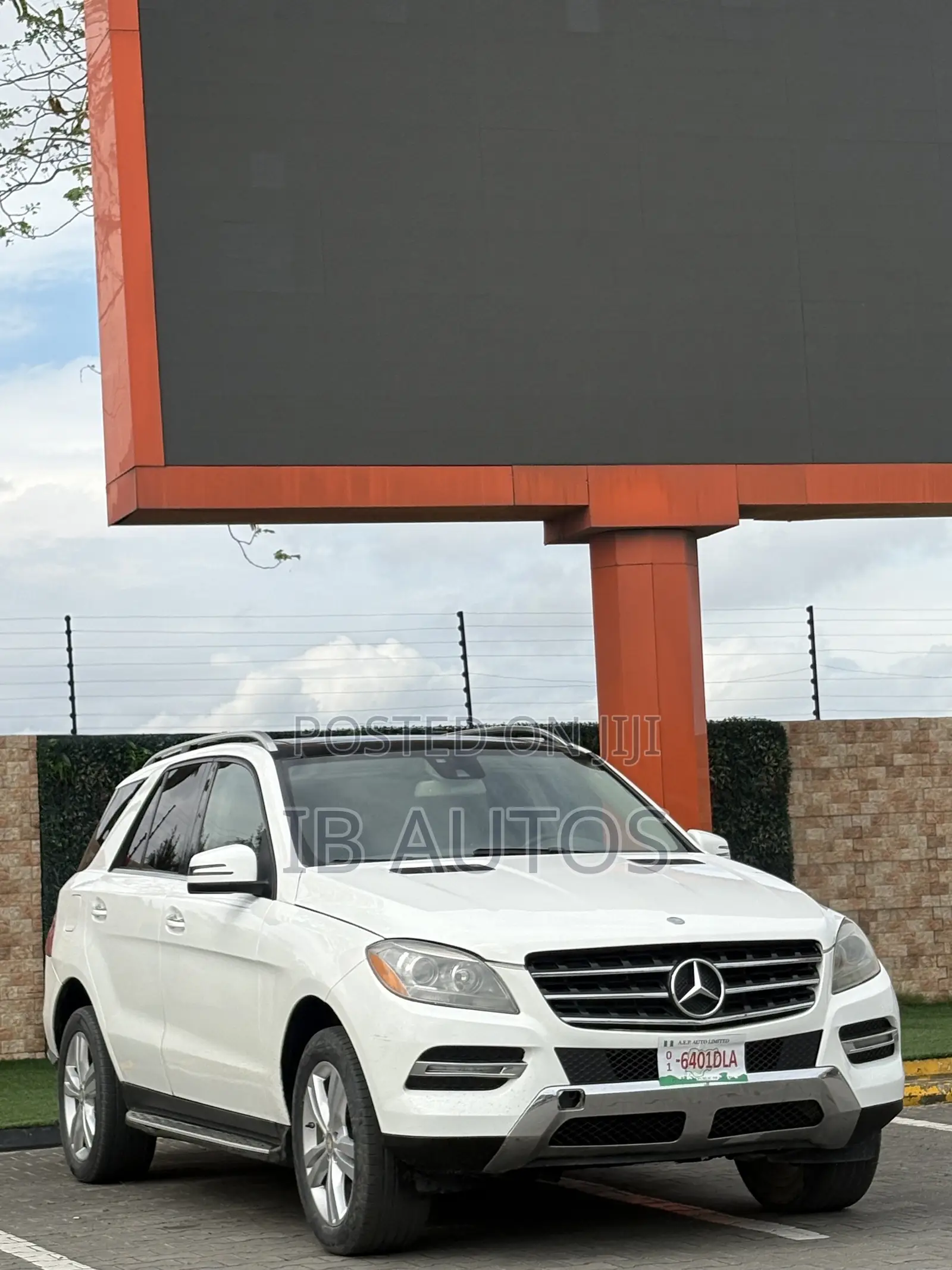 Mercedes-Benz M Class ML350 4dr SUV (3.5L 6cyl 7A) 2015 White