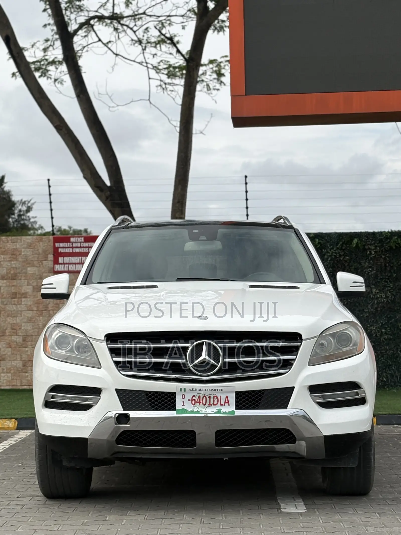 Mercedes-Benz M Class ML350 4dr SUV (3.5L 6cyl 7A) 2015 White