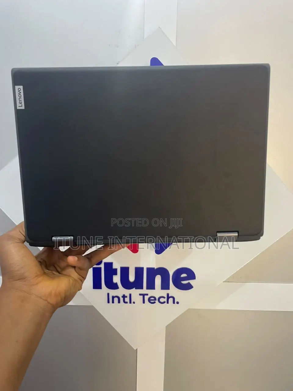 Laptop Lenovo 300e 4GB Intel Celeron SSD 128GB