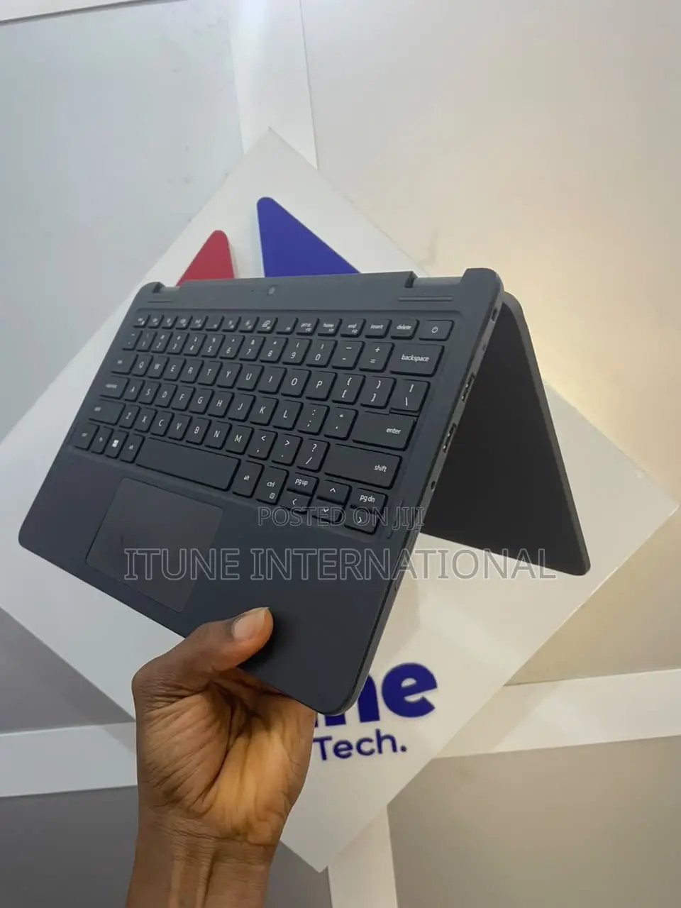 Laptop Lenovo 300e 4GB Intel Celeron SSD 128GB