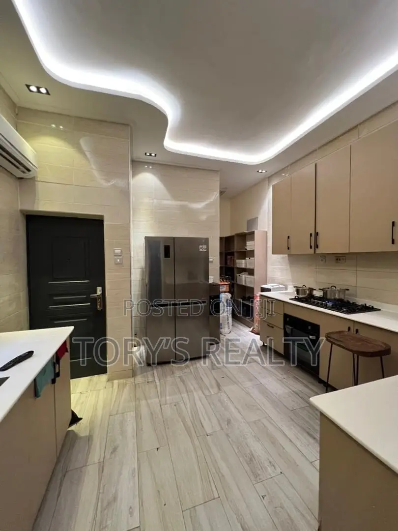 Furnished 3bdrm Apartment in Bourdillon for sale