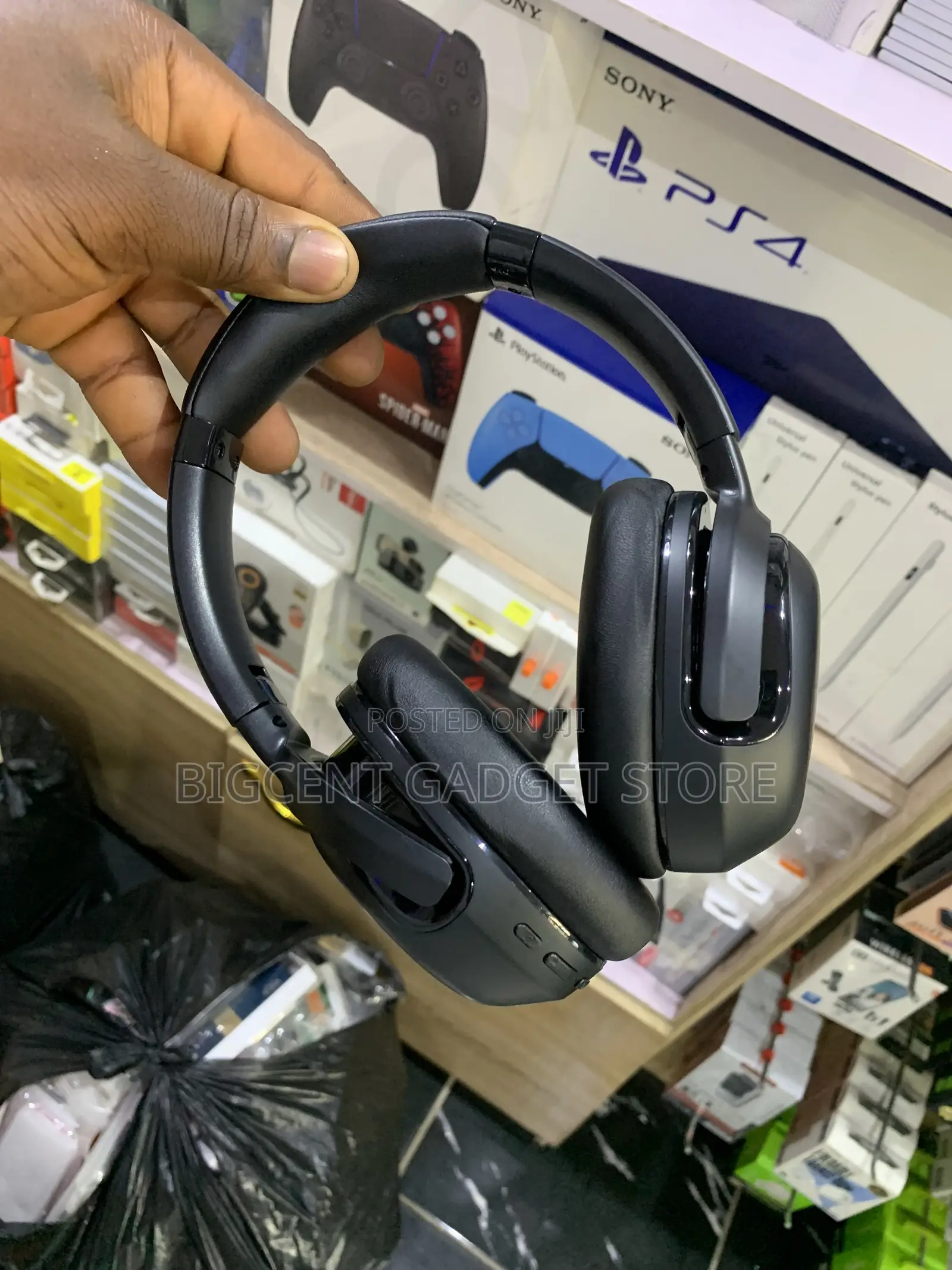 Brand New JBL Touronem2 Headset