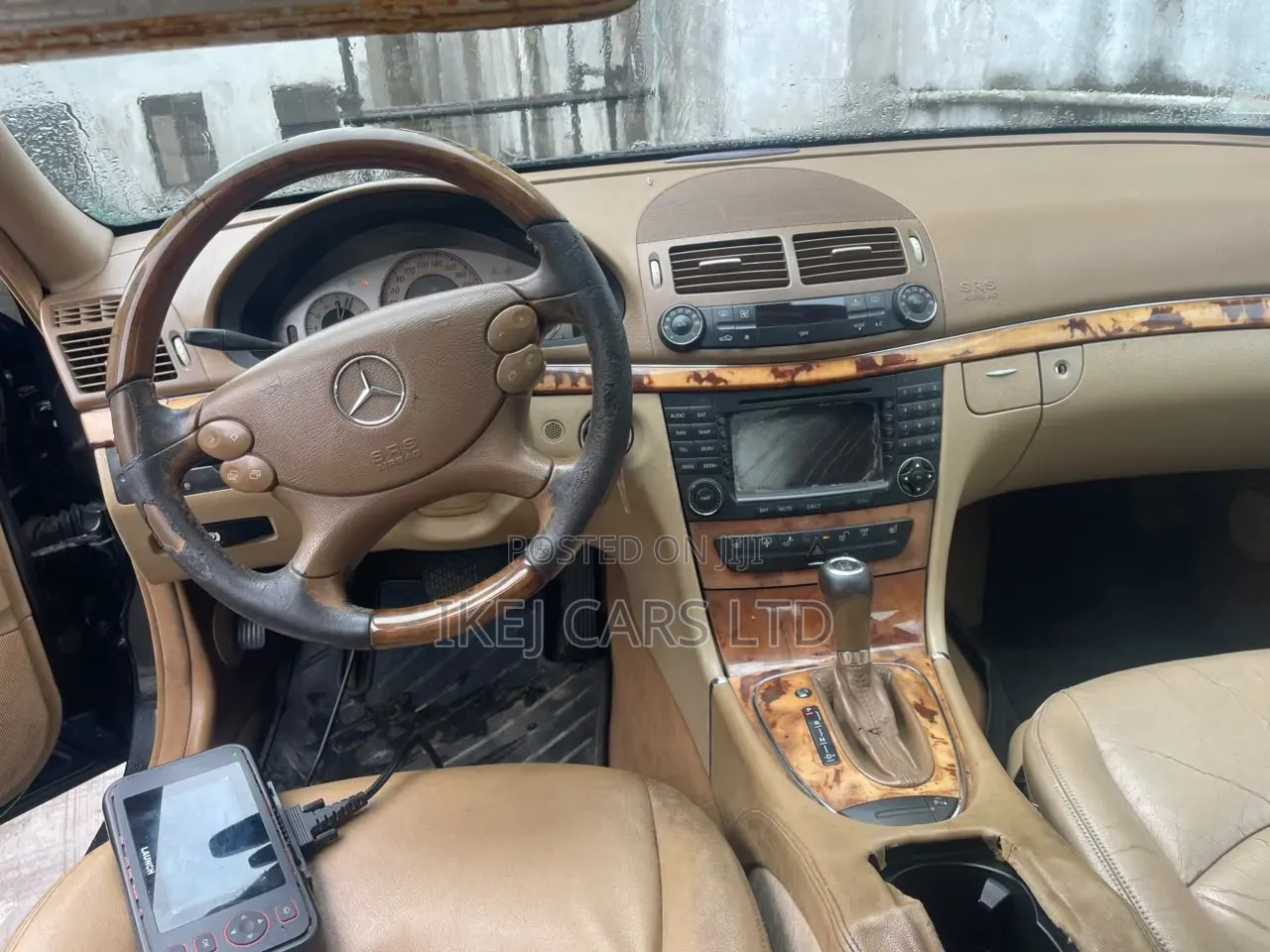 Mercedes-Benz E300 2007 Black
