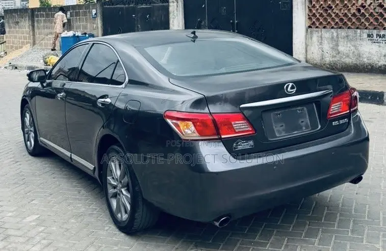 Lexus ES 350 2011 Gray