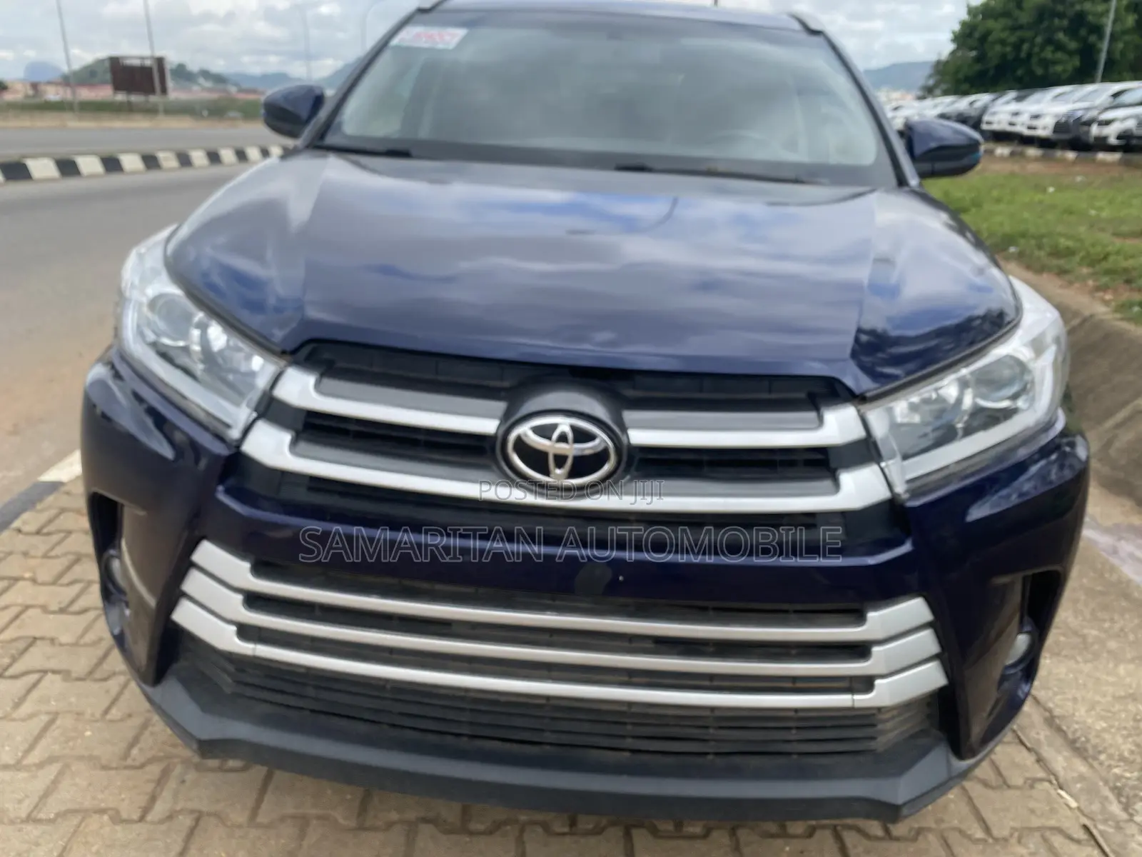 Toyota Highlander LE V6 4x2 (3.5L 6cyl 6A) 2016 Blue