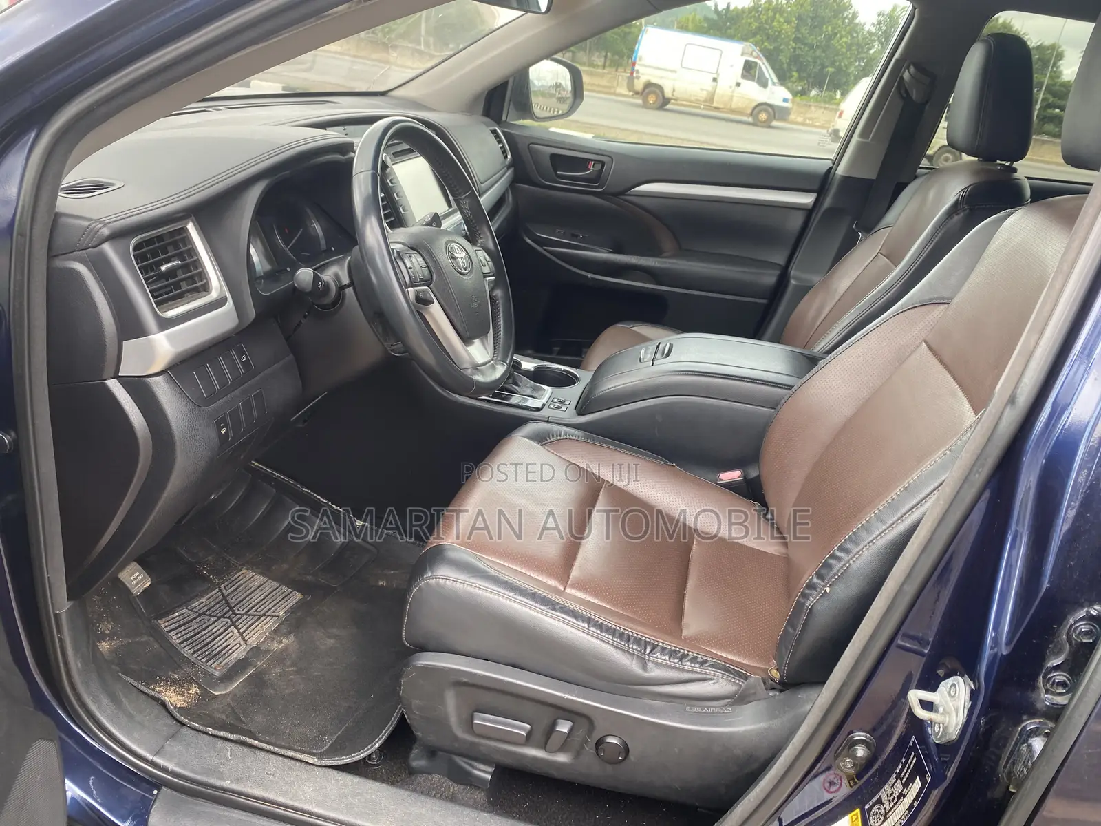 Toyota Highlander LE V6 4x2 (3.5L 6cyl 6A) 2016 Blue