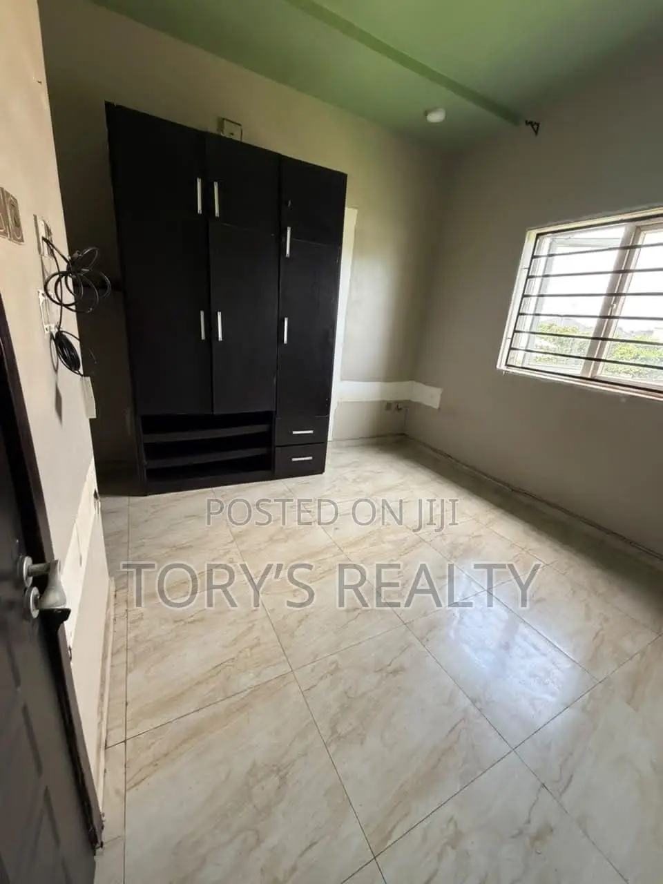 1bdrm Apartment in Chevron for rent