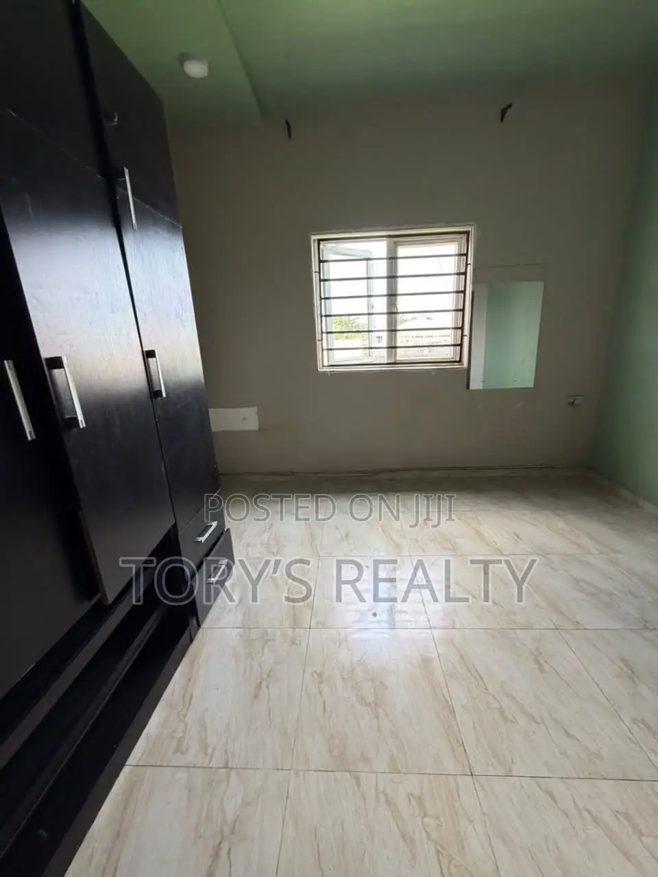 1bdrm Apartment in Chevron for rent