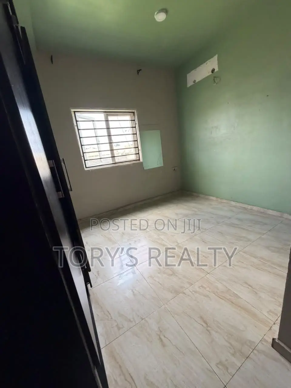 1bdrm Apartment in Chevron for rent