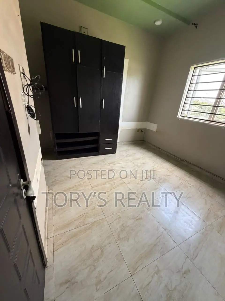 1bdrm Apartment in Chevron for rent
