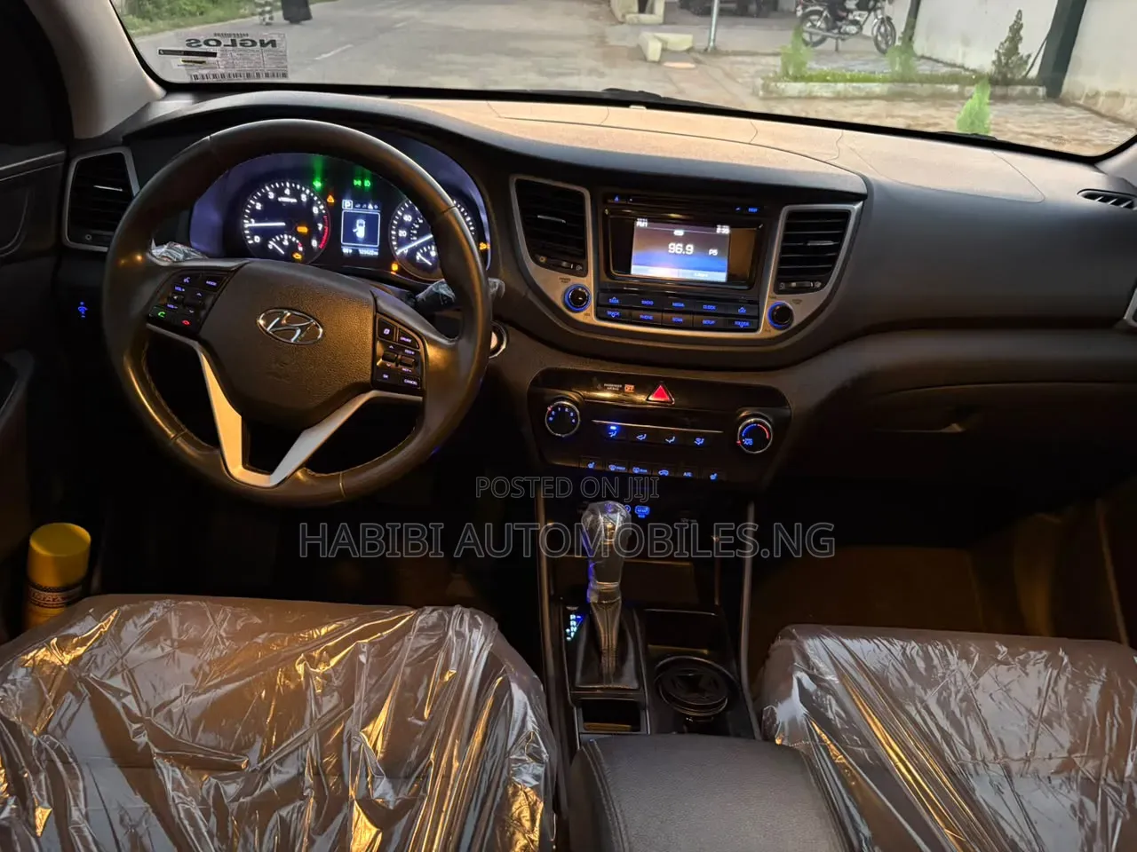 Hyundai Tucson 2017 Red