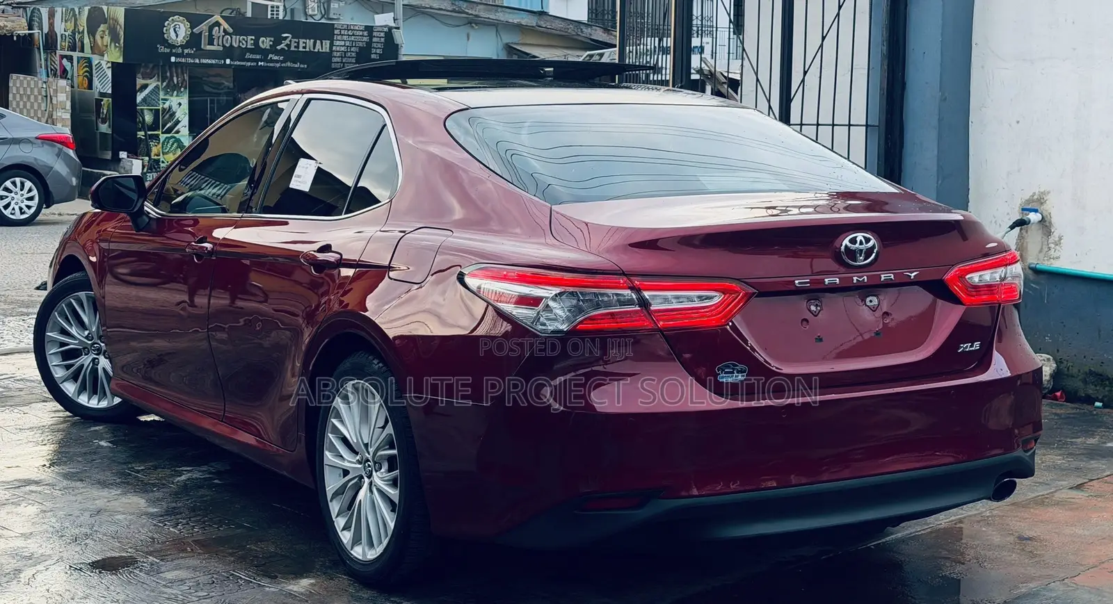 Toyota Camry 2018 Burgundy