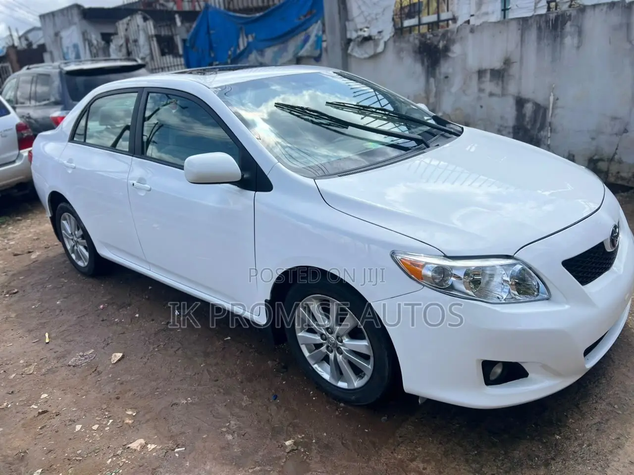 Toyota Corolla 2010 White