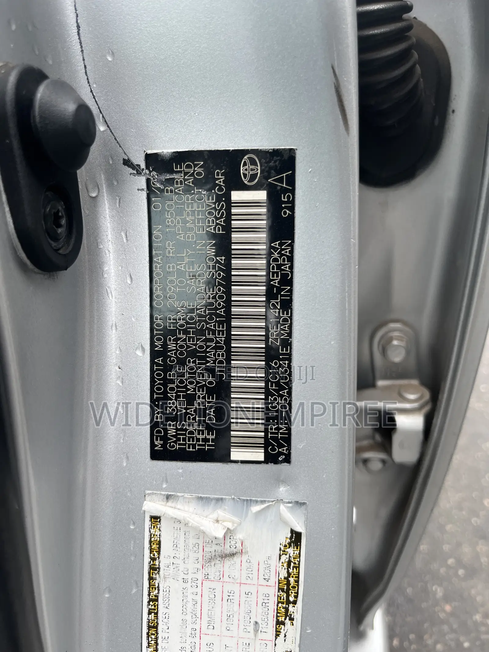 Toyota Corolla LE 4dr Sedan (1.8L 4 cyl 4A) 2009 Silver