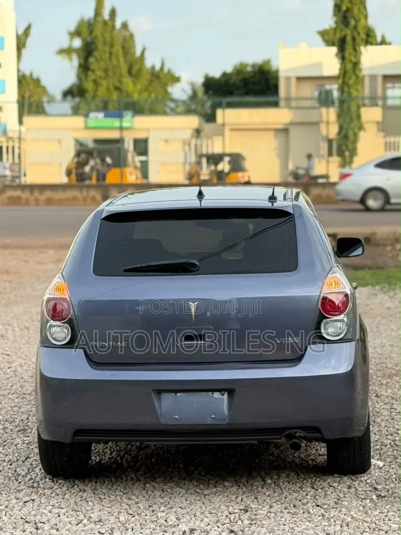 Pontiac Vibe 2010 Purple