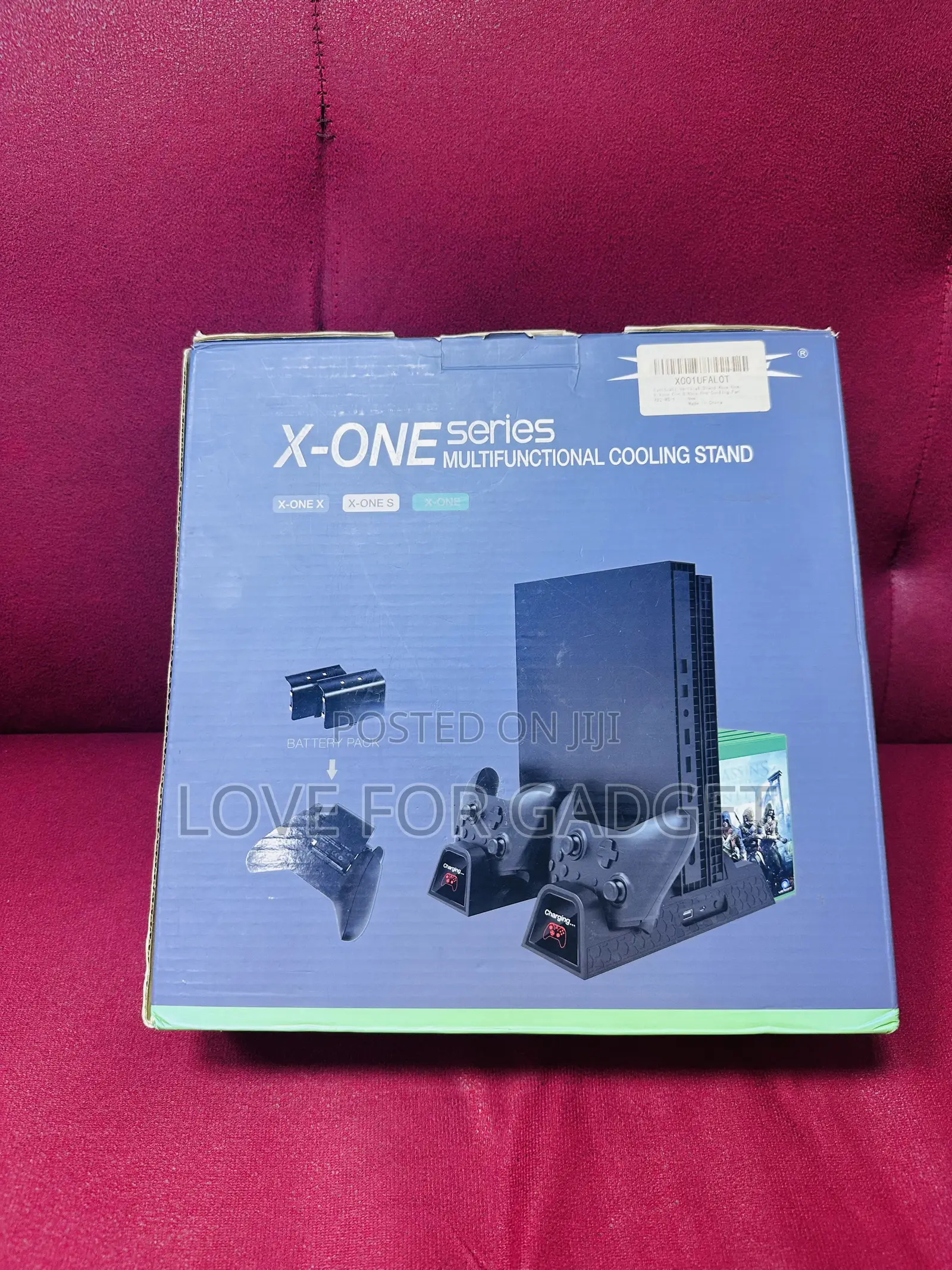 Multifunctional Cooling Stand for Gaming Console