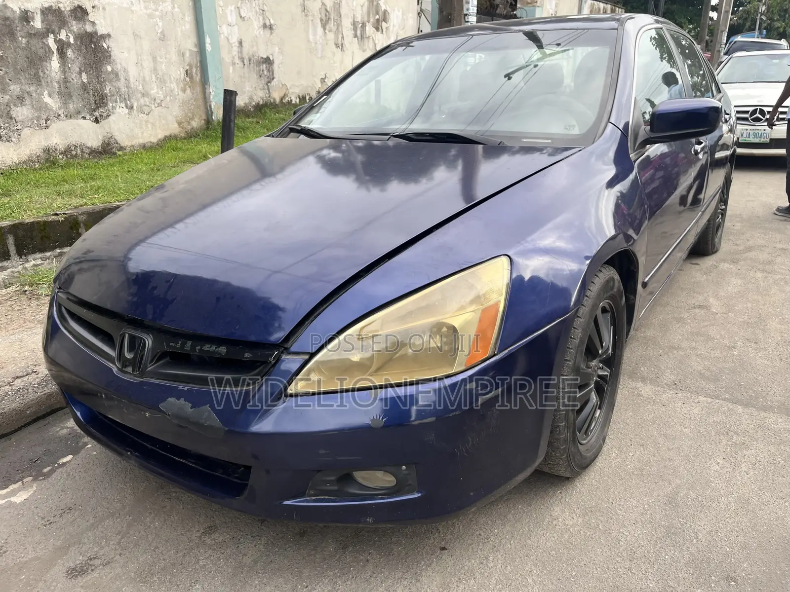 Honda Accord Automatic 2005 Blue