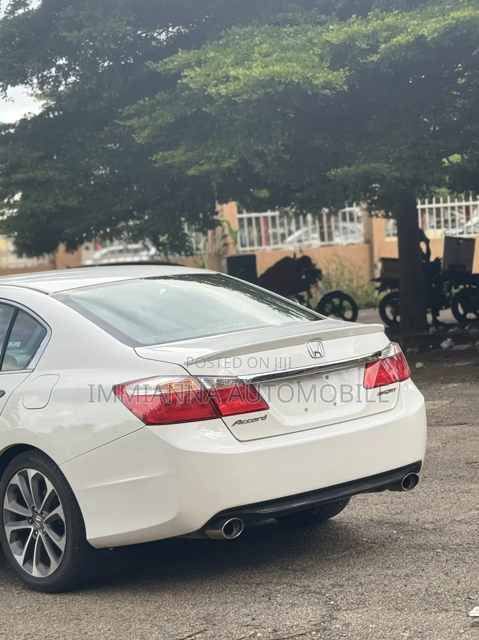 Honda Accord EX 4dr Sedan FWD (2.4L 4cyl 2A) 2013 White
