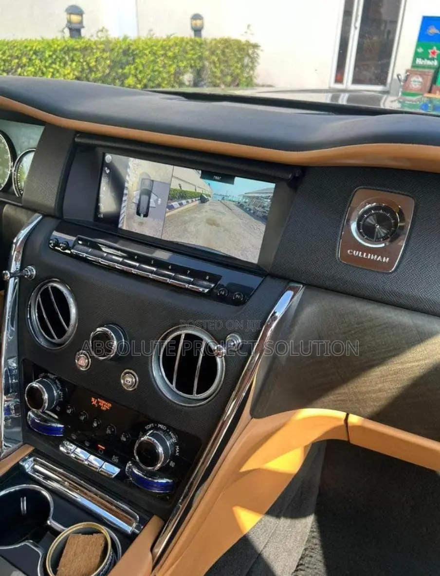 Rolls-Royce Cullinan Base 2020 Black