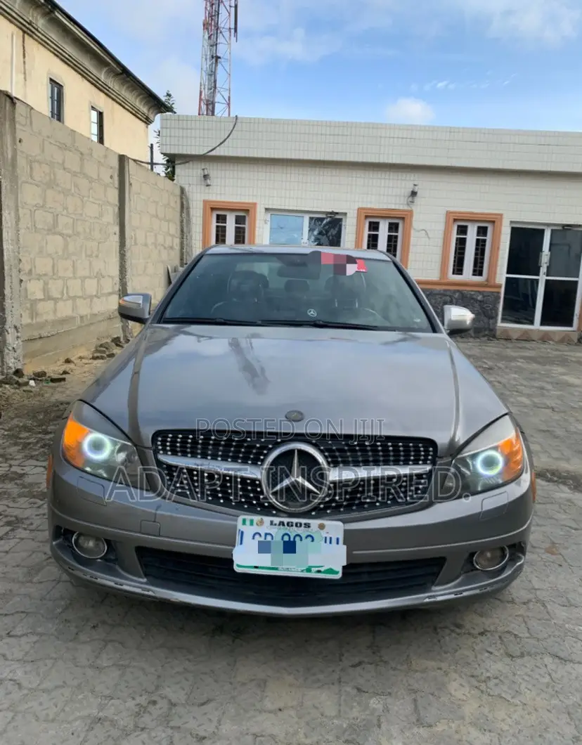 Mercedes-Benz C300 2009 Silver