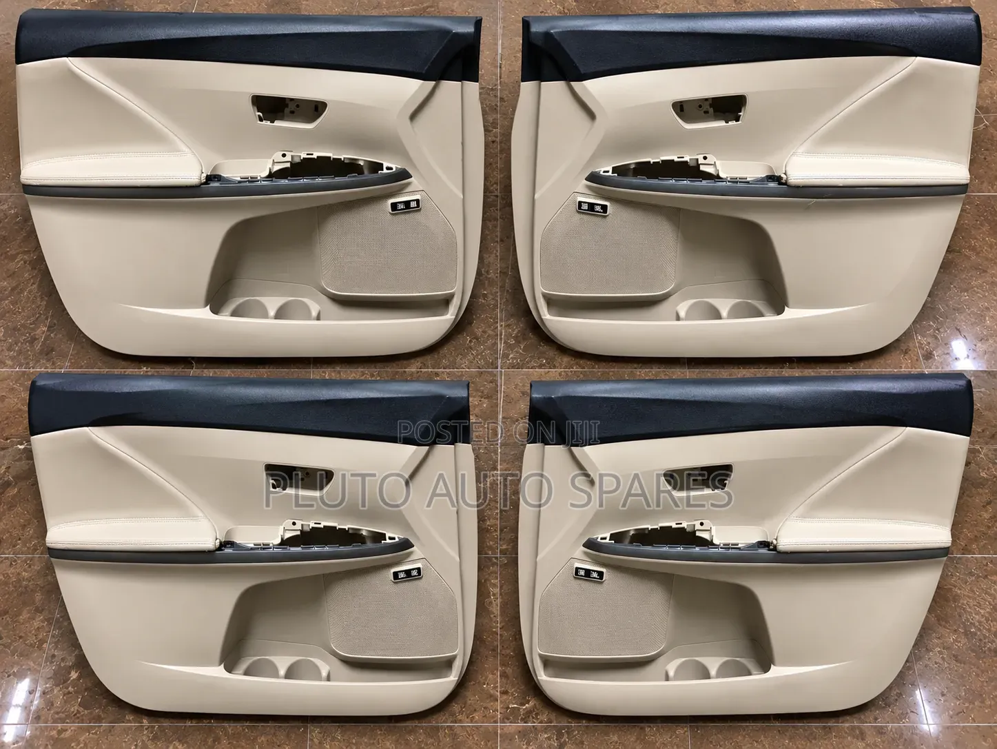 Venza 2017 Door Mat - Panels Fairly Used