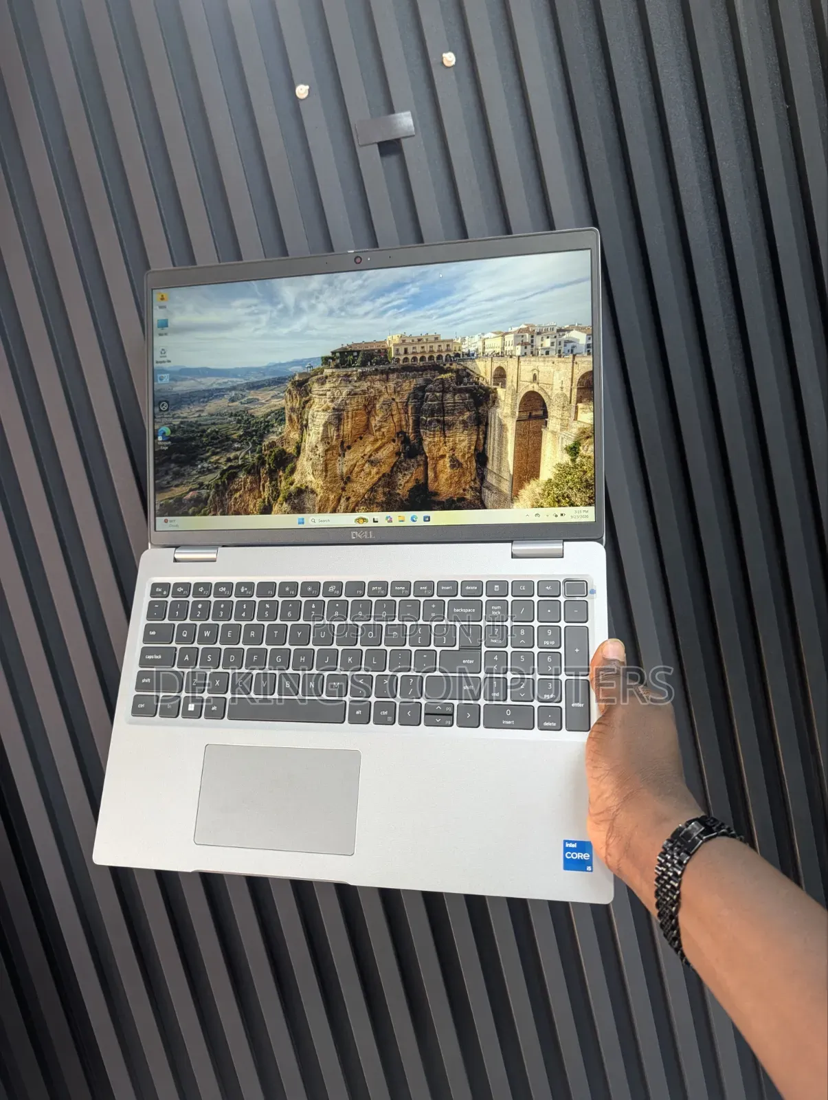 Laptop Dell Latitude 5530 16GB Intel Core i5 SSD 256GB