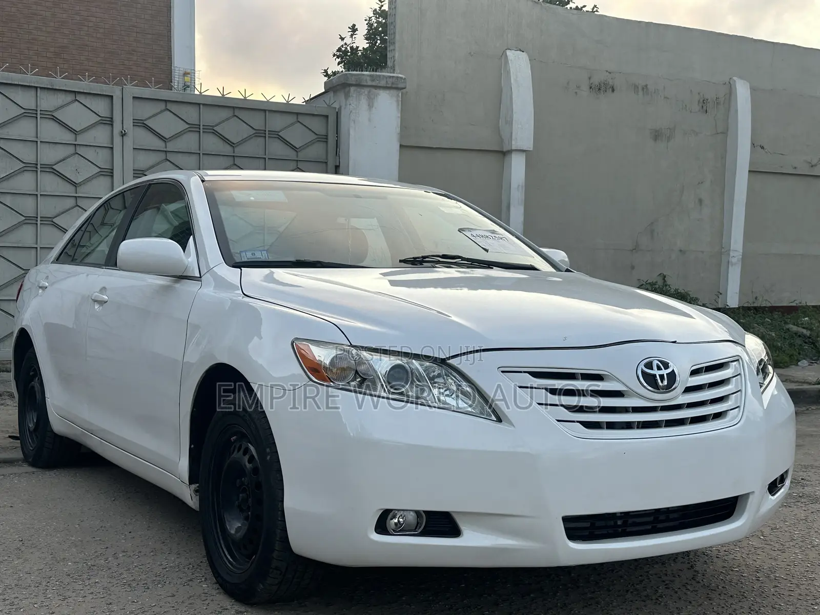 Toyota Camry 2.4 LE 2008 White