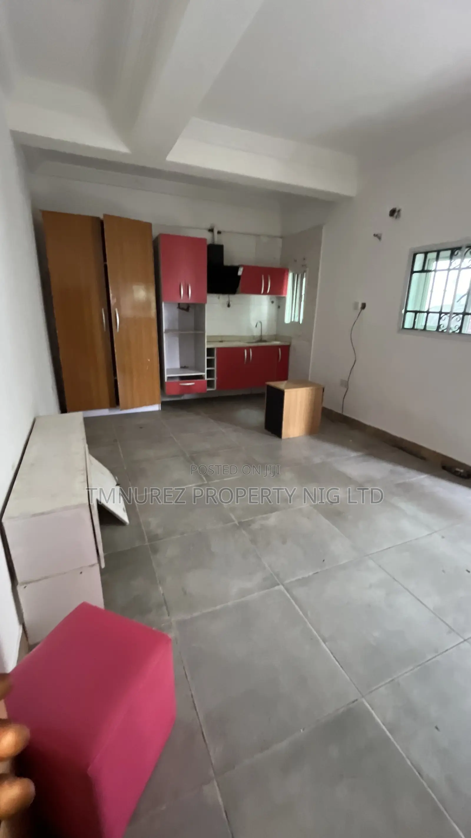 Studio Apartment in Ikate Good Area for rent