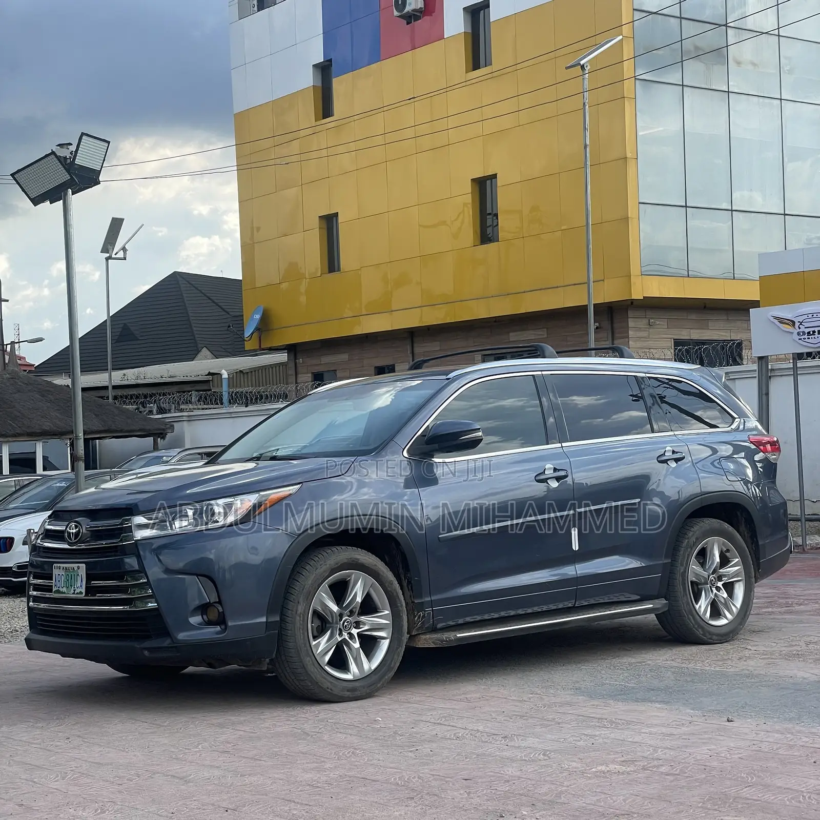 Toyota Highlander Limited 4x4 V6 (3.5L 6cyl 8A) 2017 Blue