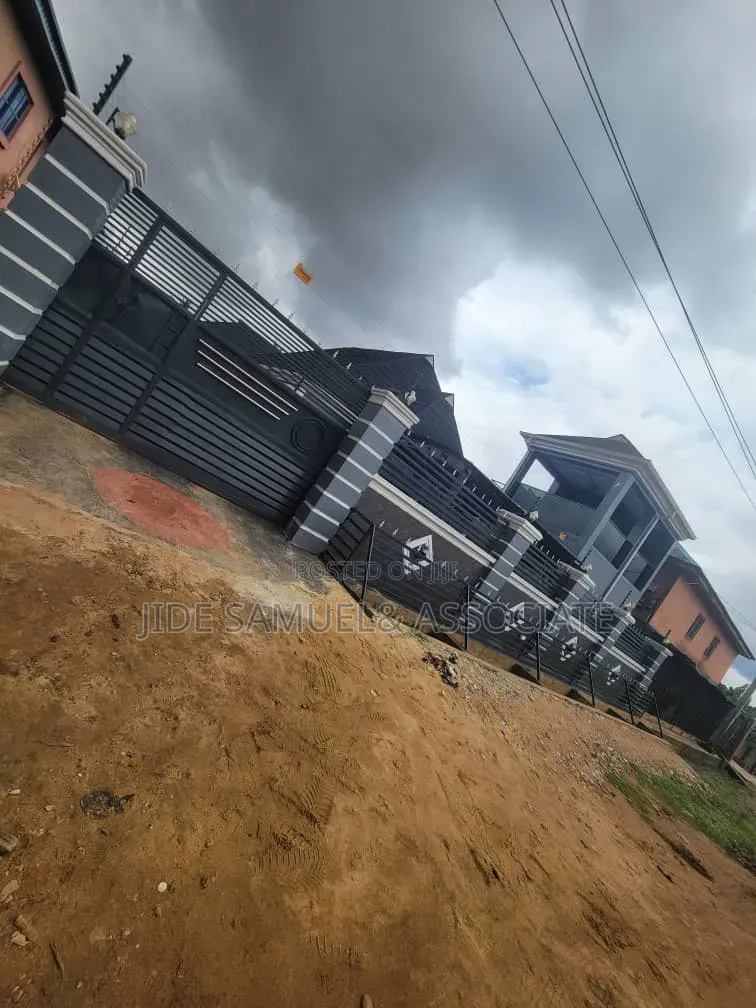 Furnished Mini Flat in Ayobo for rent