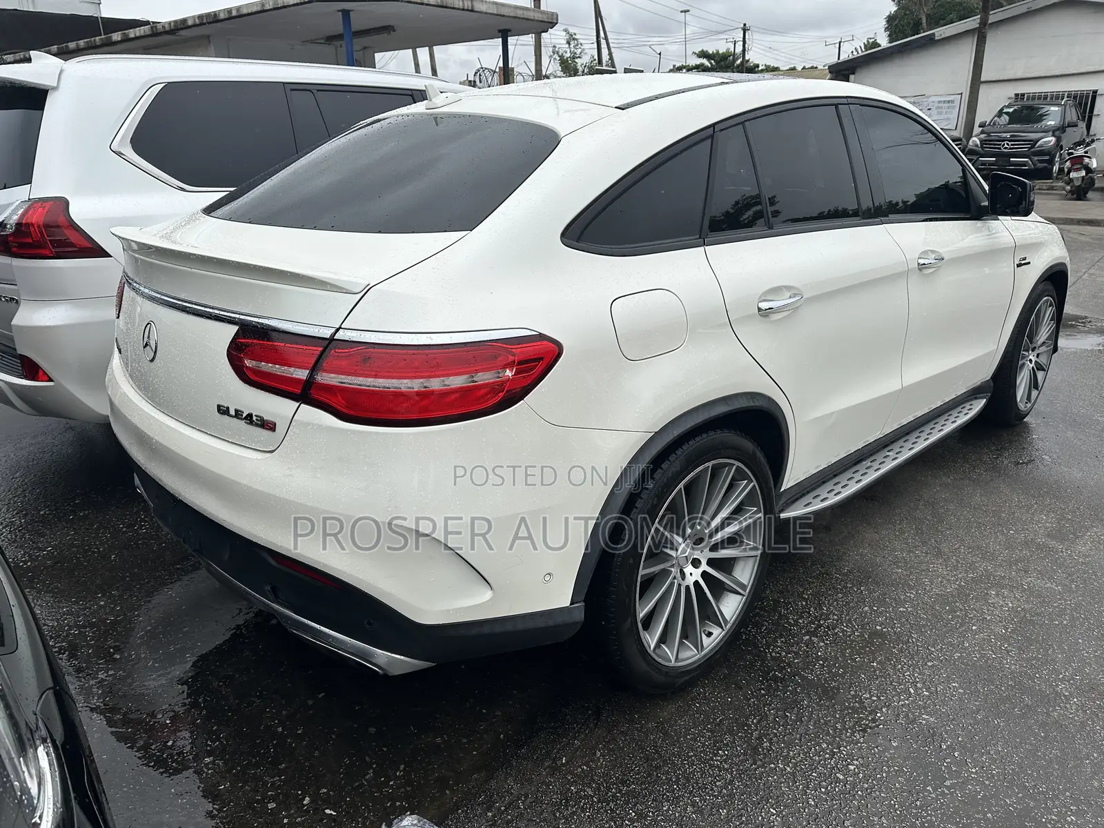Mercedes-Benz GLE-Class AMG GLE 43 4MATIC 2017 White