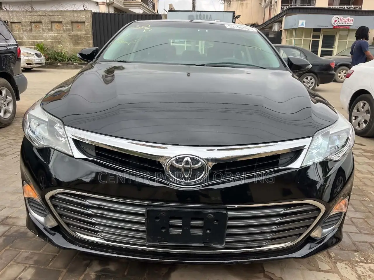 Toyota Avalon XLE Sedar FWD (3.5L 6cyl 6A) 2013 Black