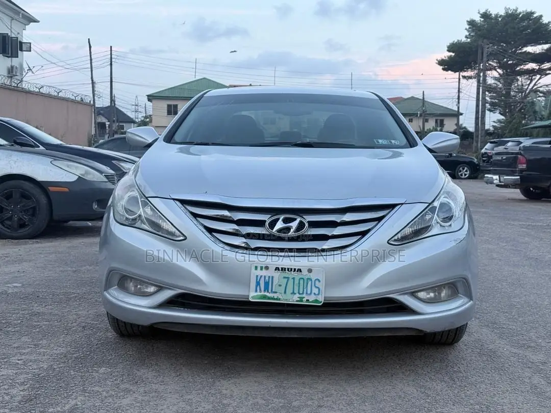 Hyundai Sonata 2012 Silver