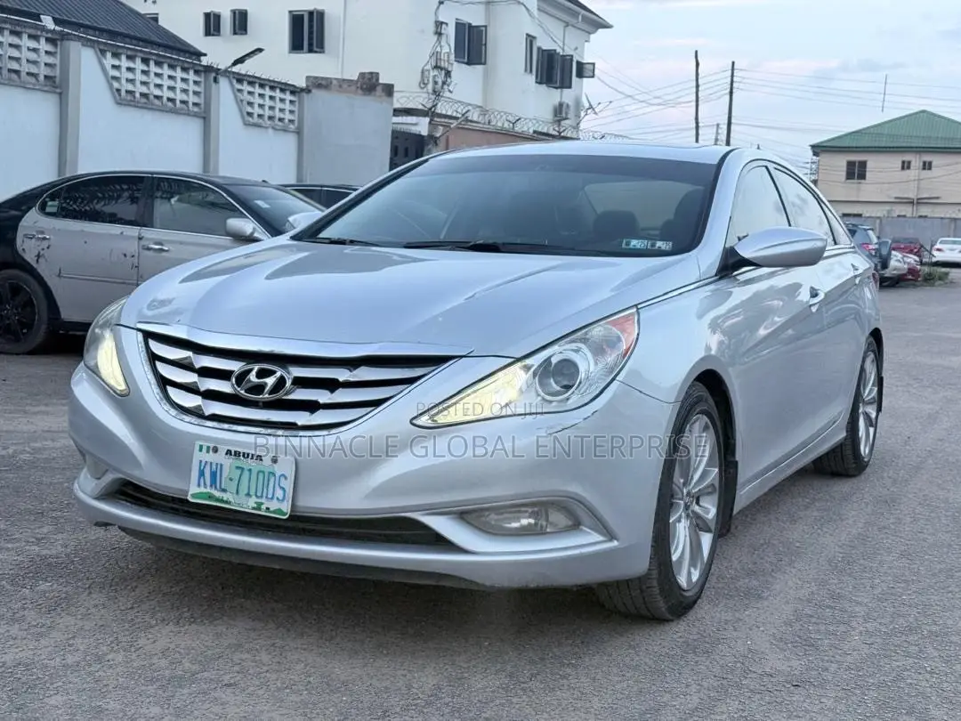 Hyundai Sonata 2012 Silver