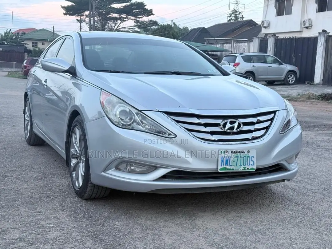 Hyundai Sonata 2012 Silver
