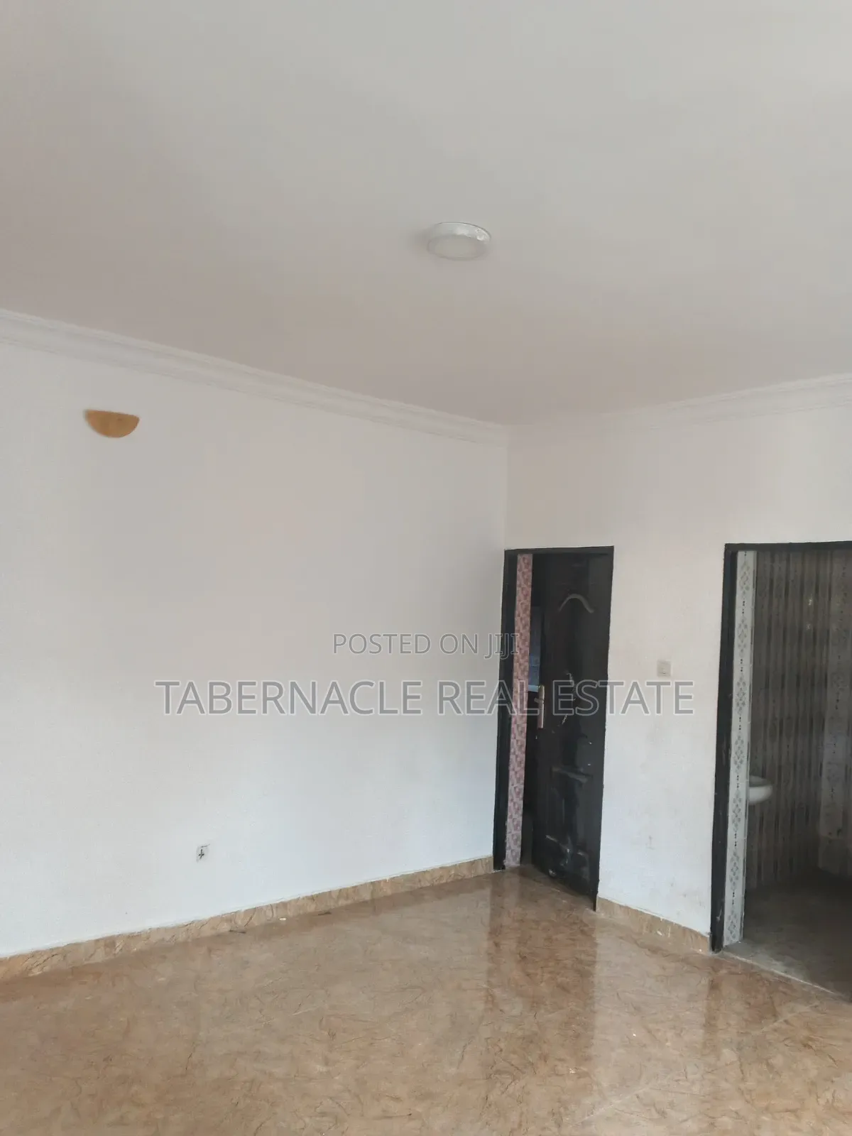 3bdrm Block of Flats in Oreyo Ikorodu for rent