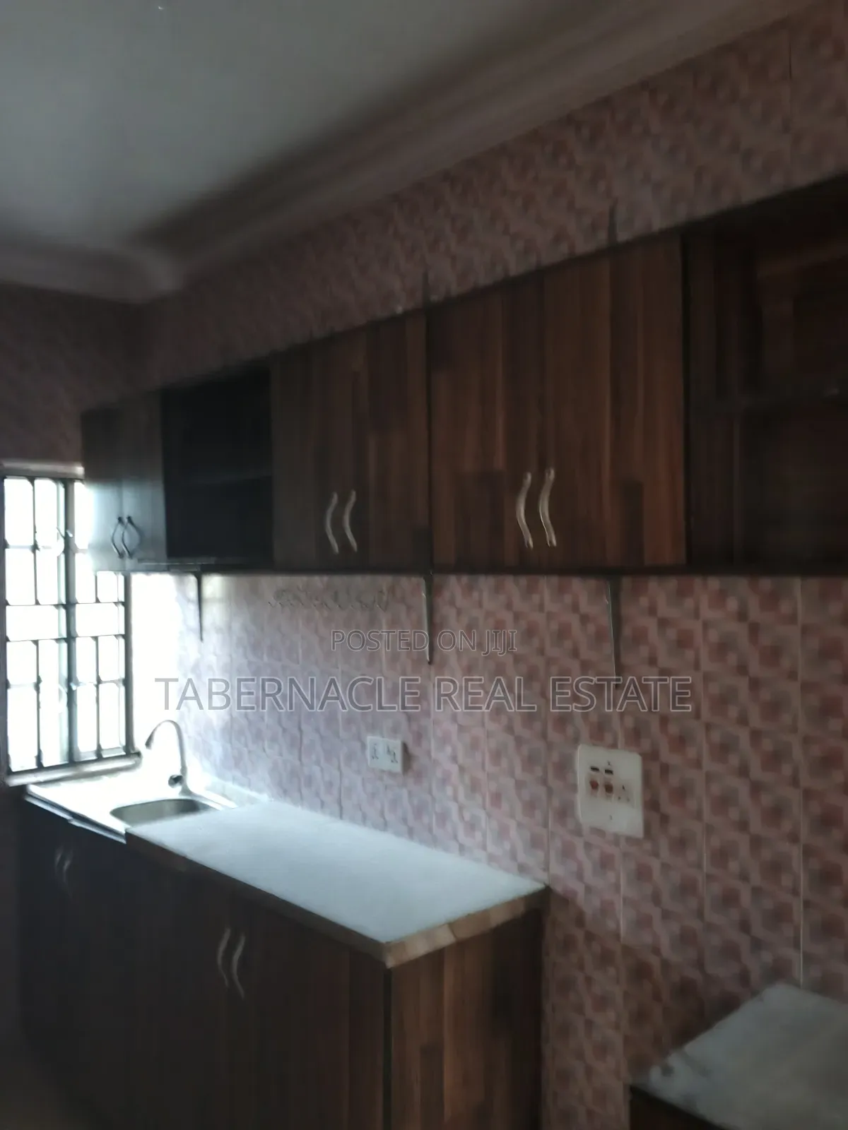 3bdrm Block of Flats in Oreyo Ikorodu for rent