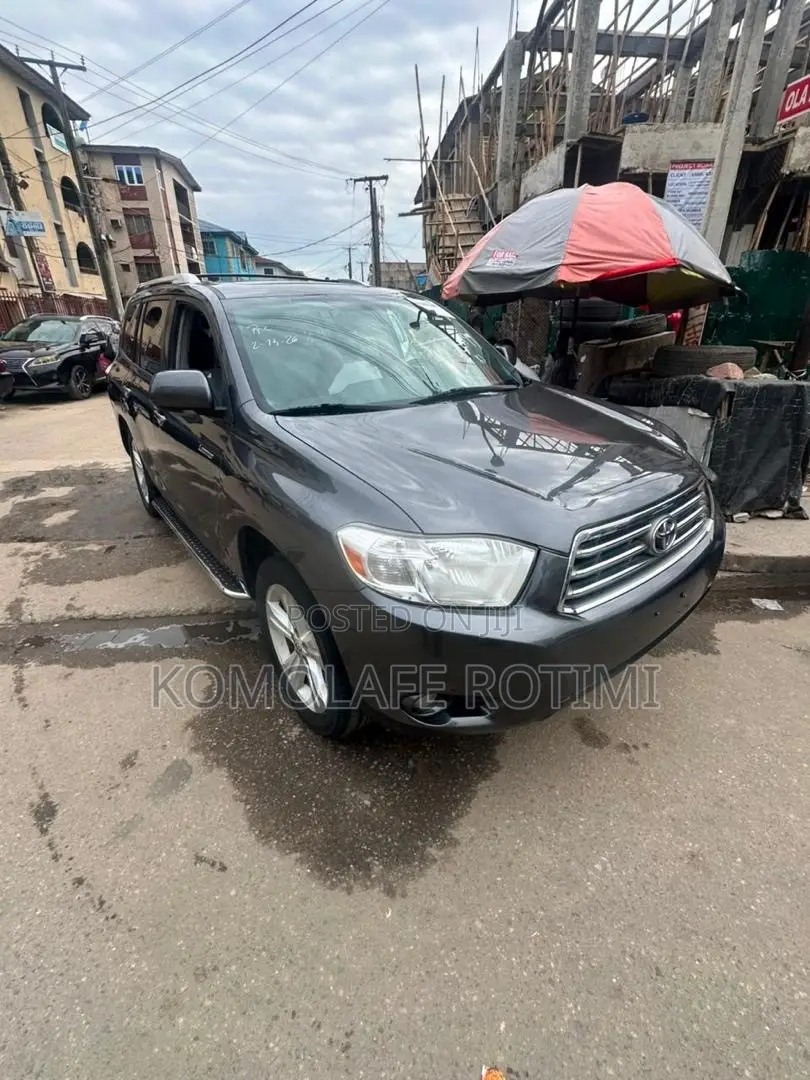 Toyota Highlander Limited 2010 Gray