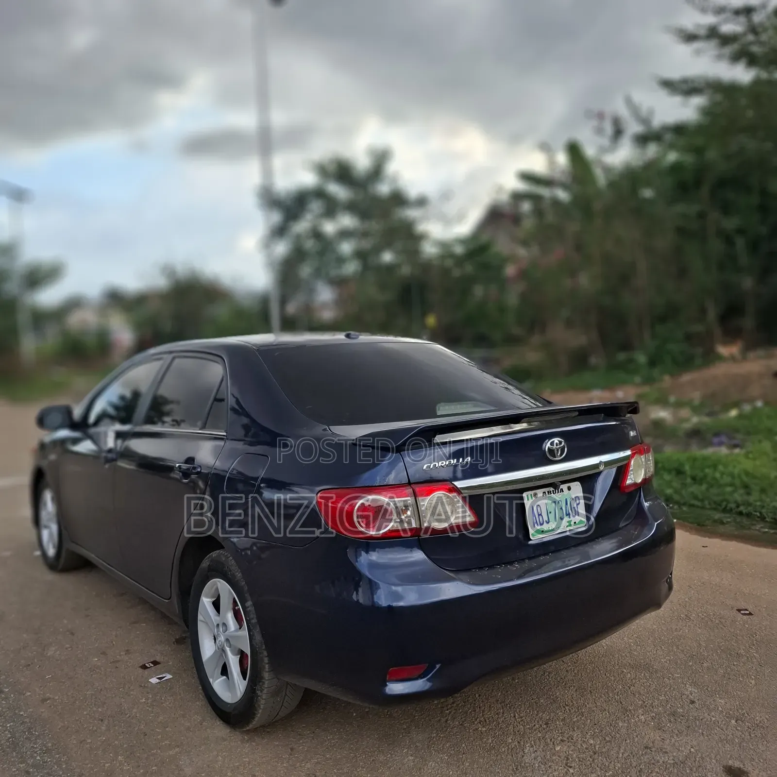 Toyota Corolla 2011 Blue