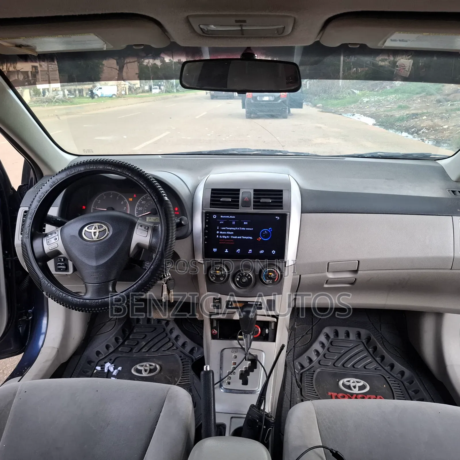 Toyota Corolla 2011 Blue