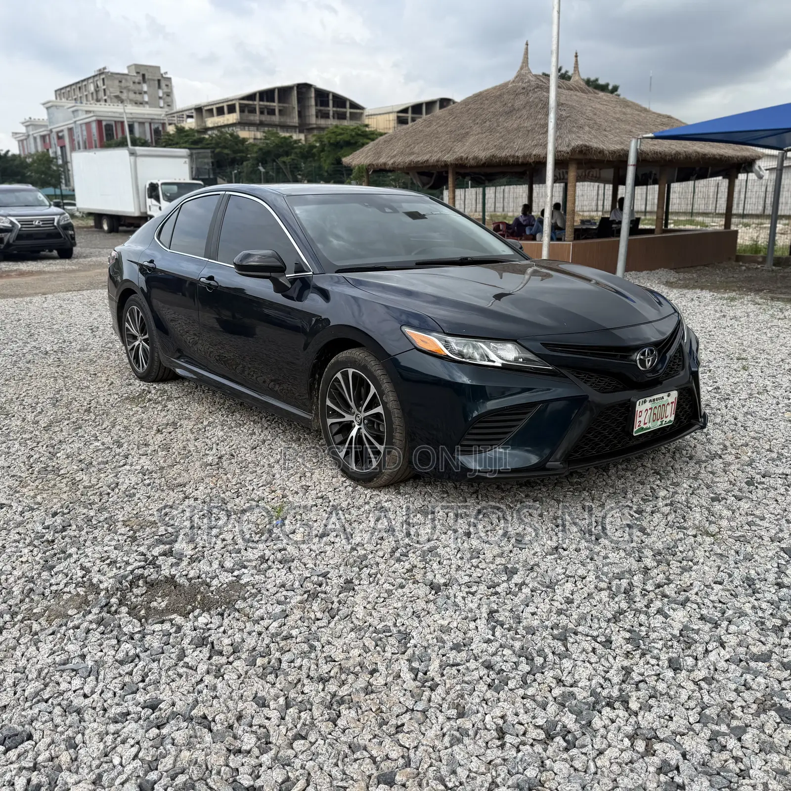 Toyota Camry SE FWD (2.5L 4cyl 8AM) 2018 Black