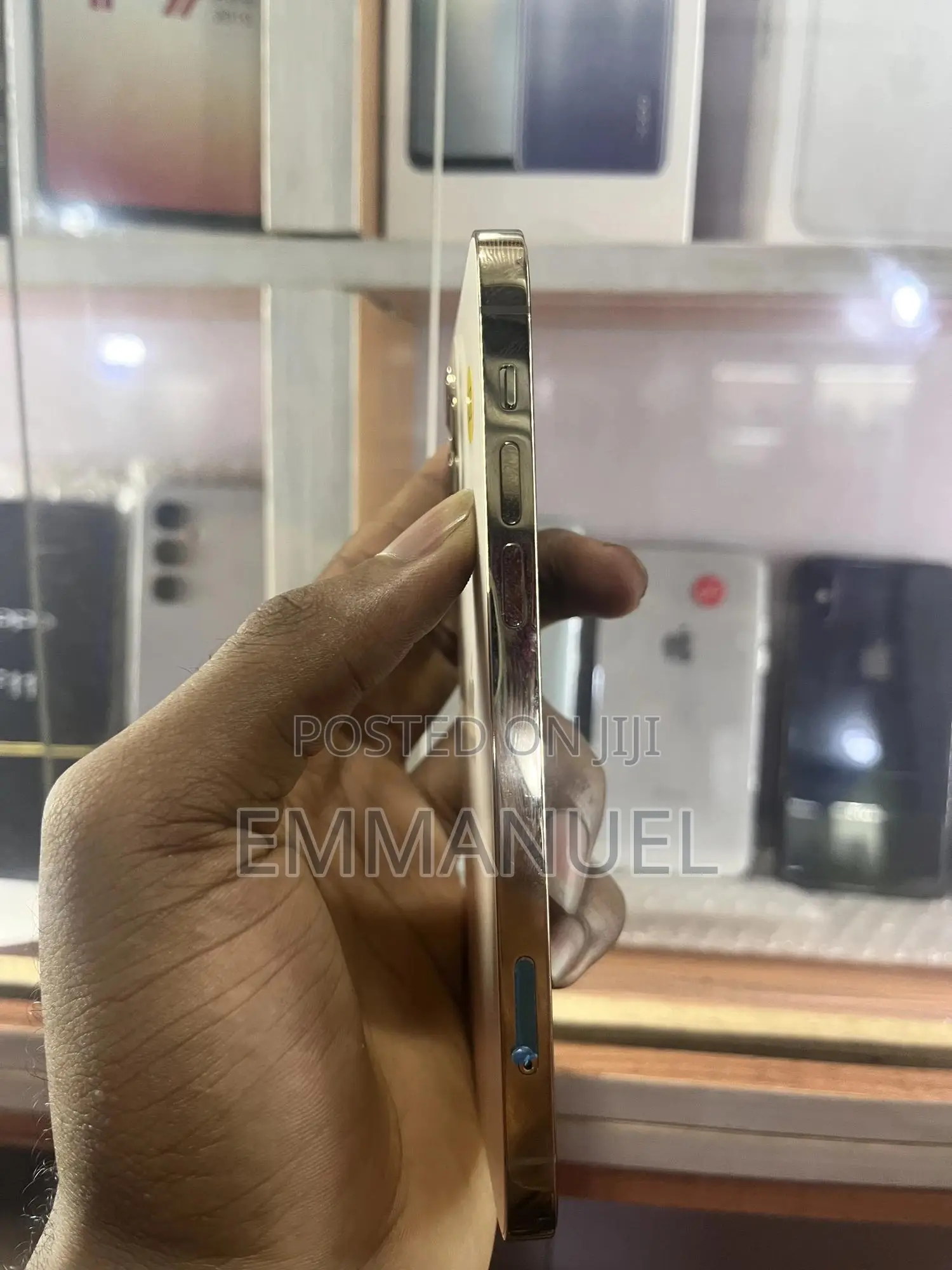 New Apple iPhone 12 Pro 128 GB Gold