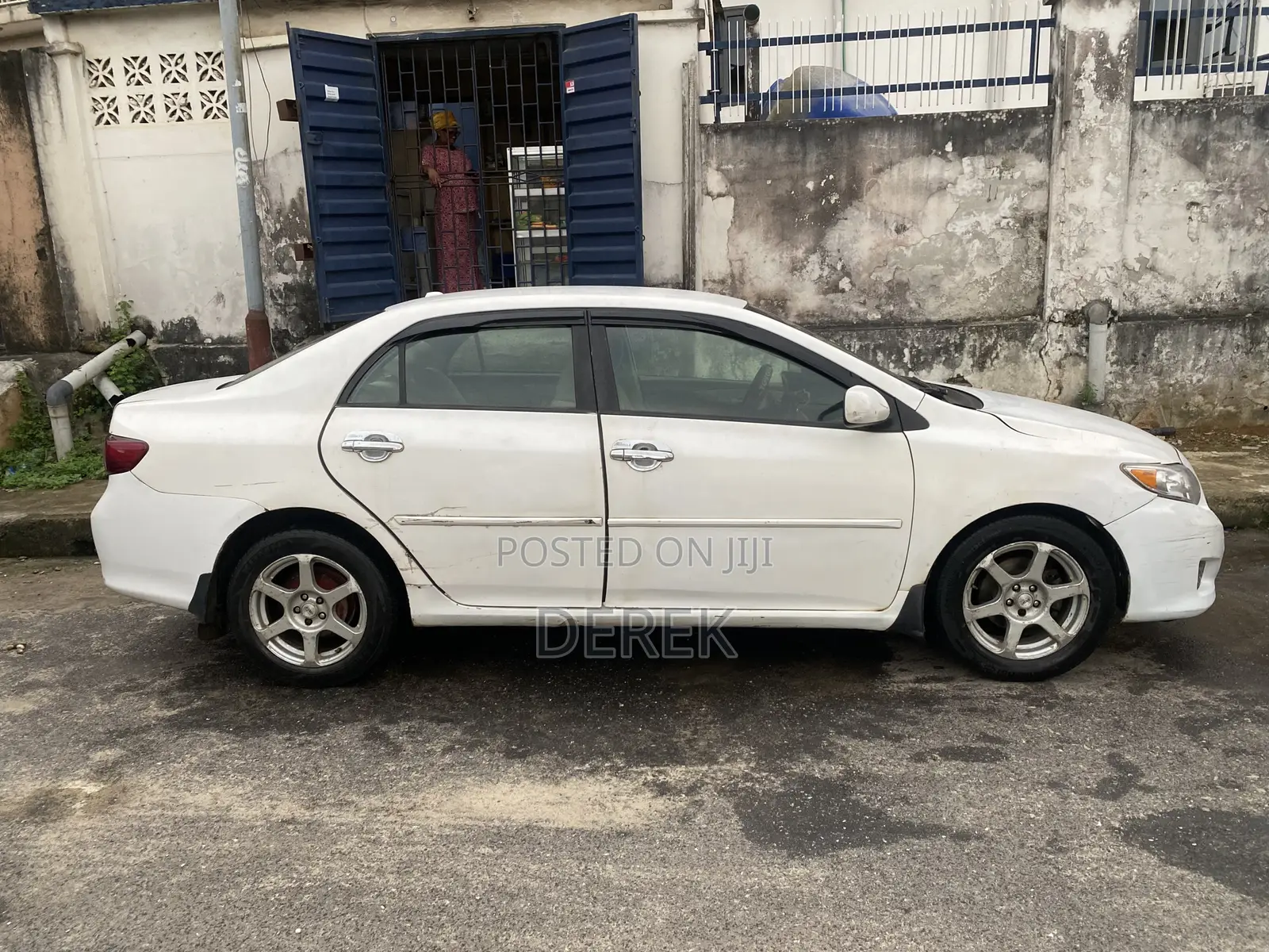 Toyota Corolla XLE 4dr Sedan (1.8L 4cyl 4A) 2009 White