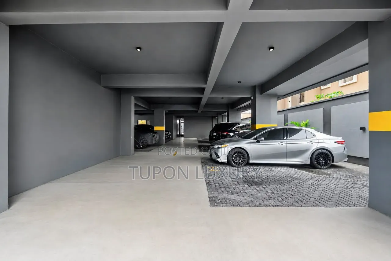 Luxury Studio Apartment With Pool and Gym