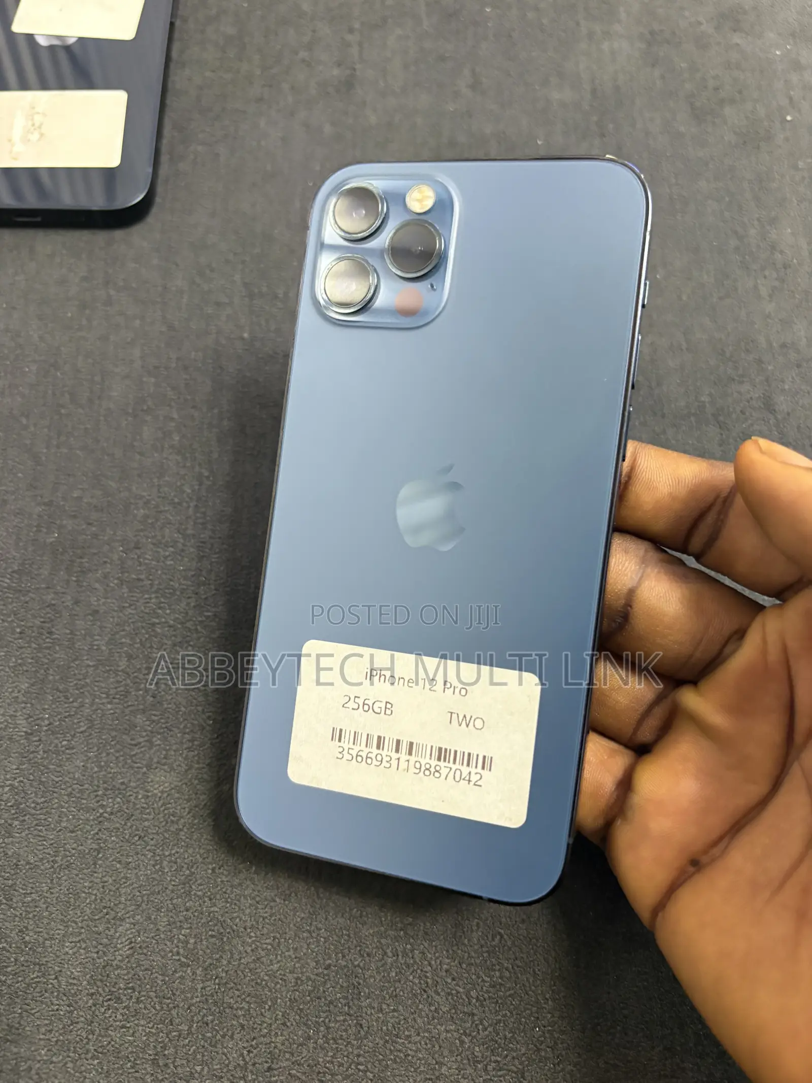 New Apple iPhone 12 Pro 256 GB Black