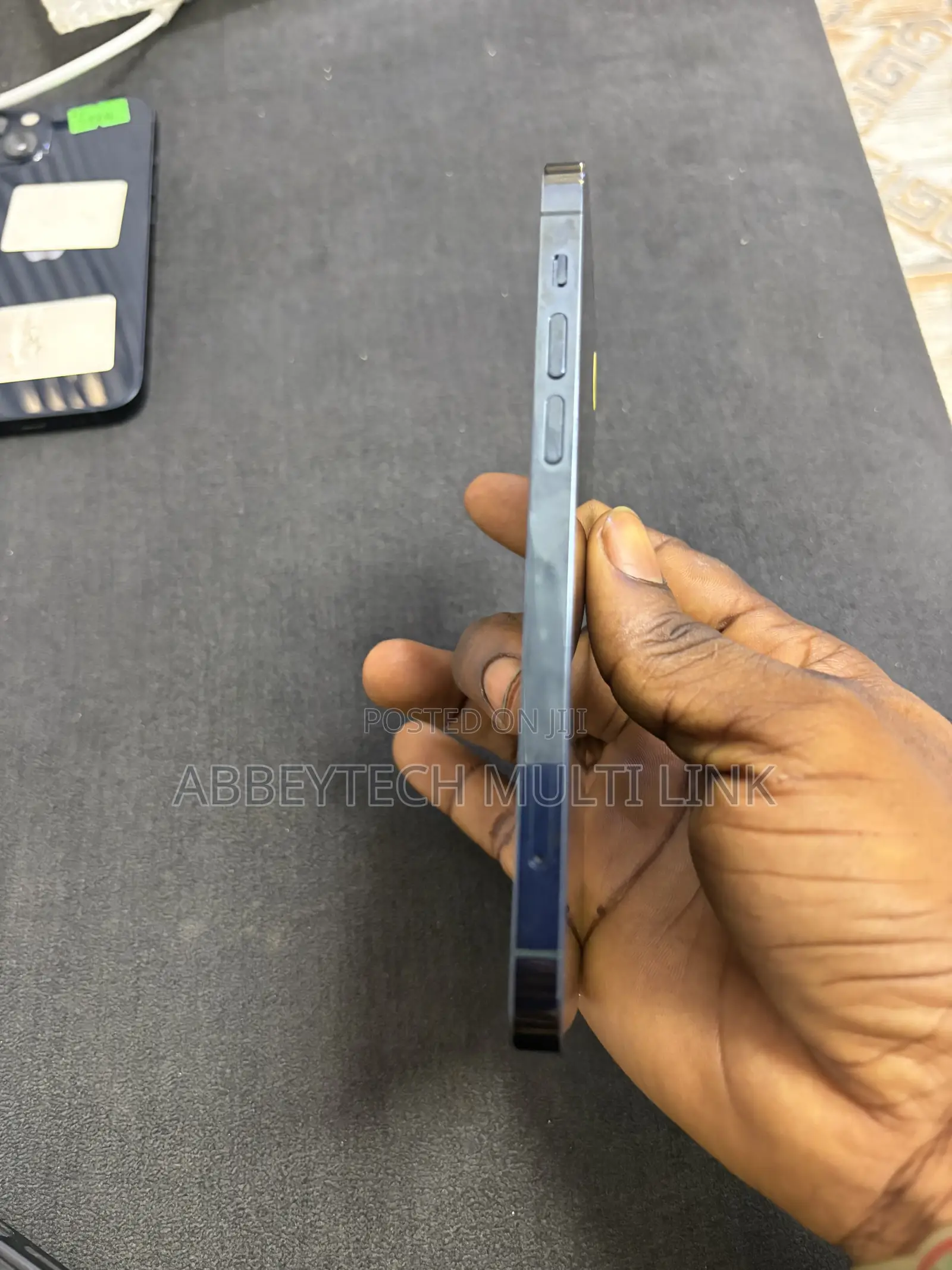 New Apple iPhone 12 Pro 256 GB Black