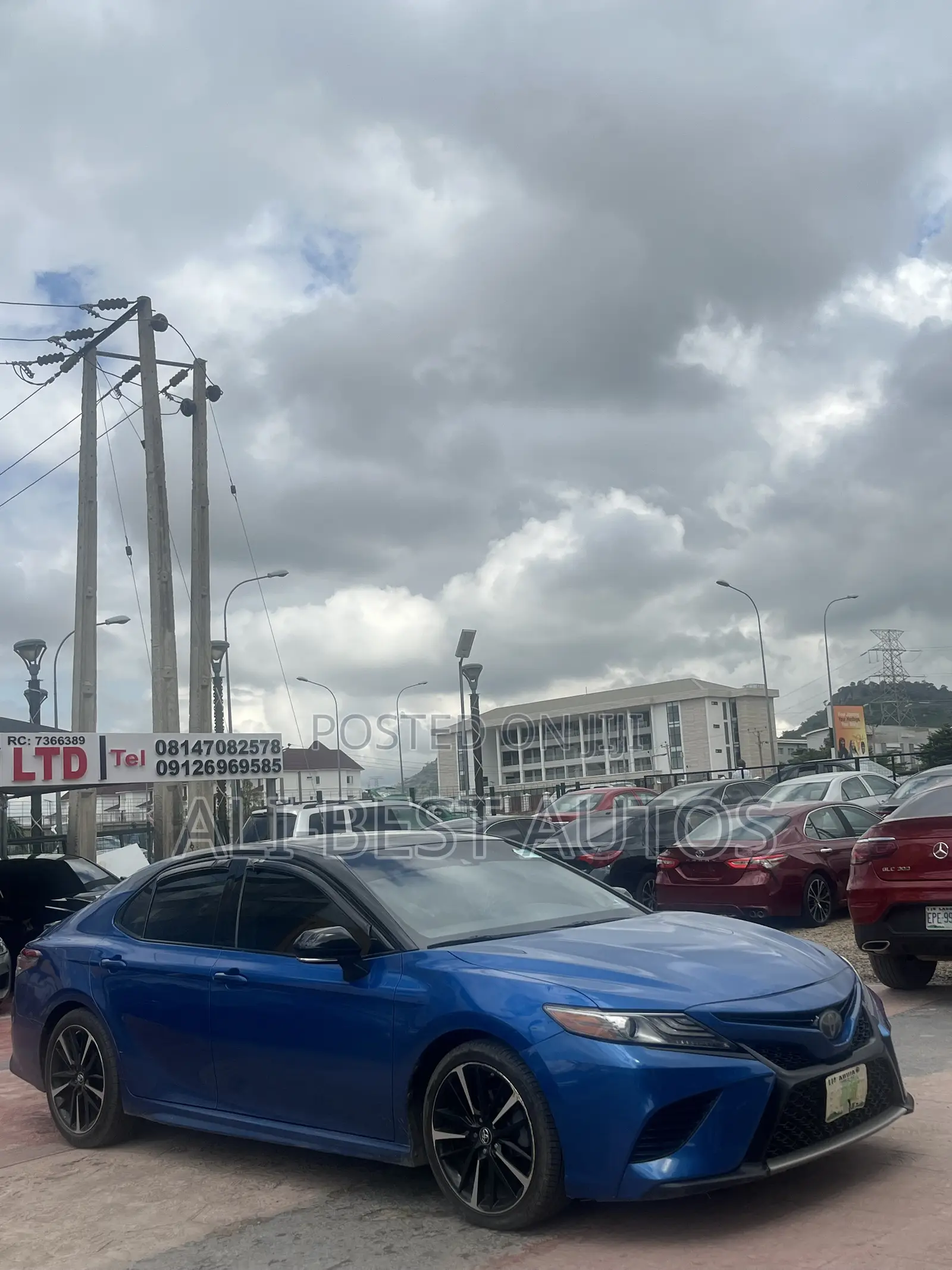 Toyota Camry 2019 Blue