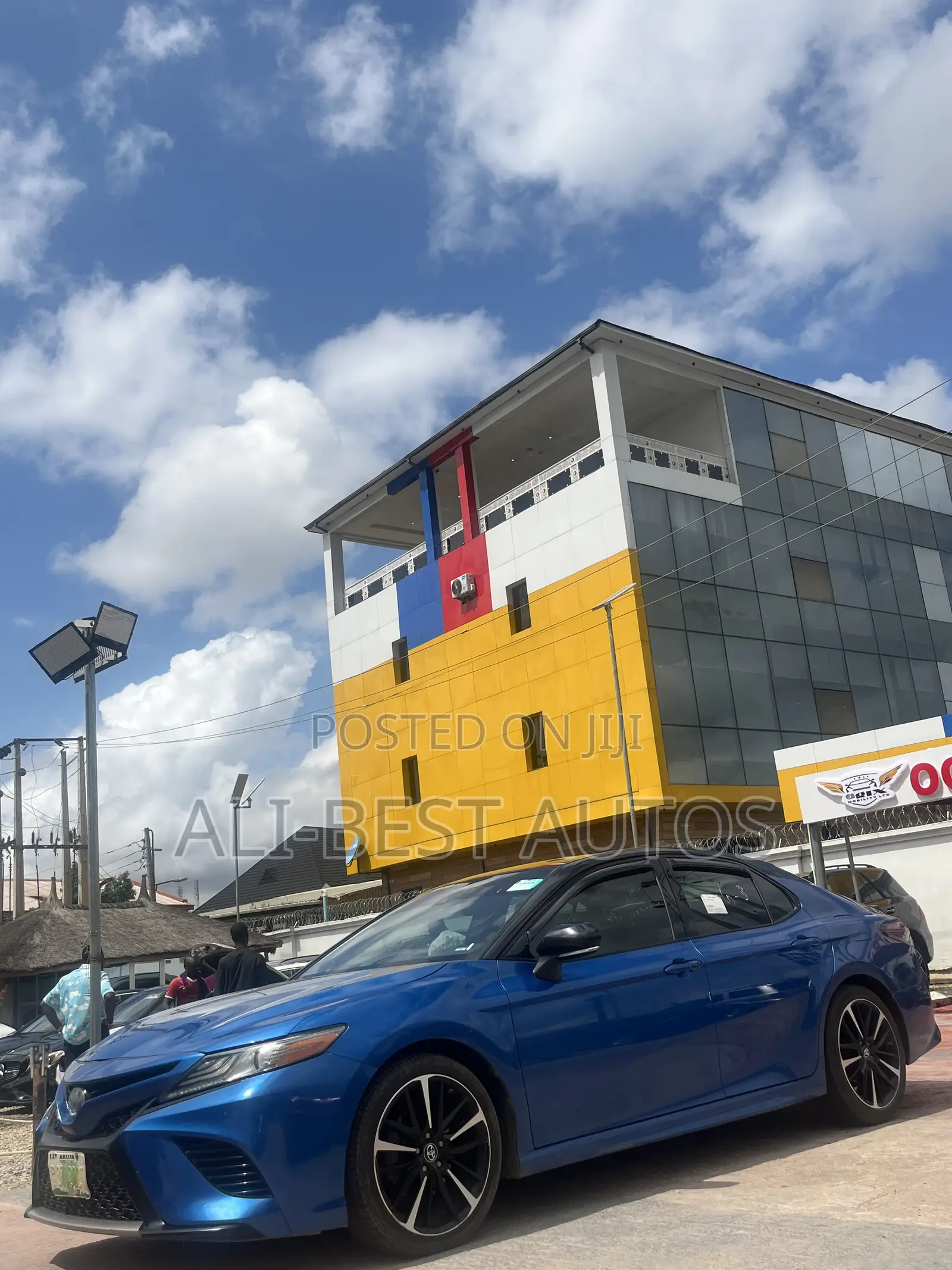 Toyota Camry 2019 Blue