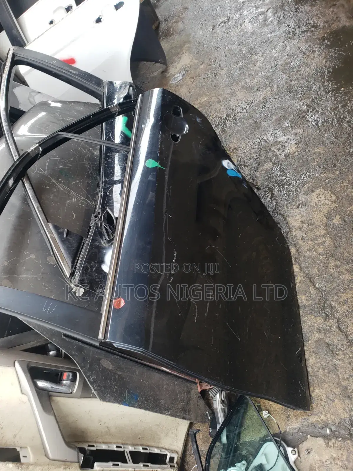 Door Toota Camry 2012-2013 Left